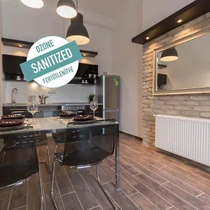 https://creative-apartment-varoshaz-street.inbudapesthotels.com